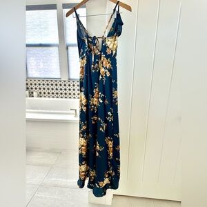 Women’s Sleeveless Dress